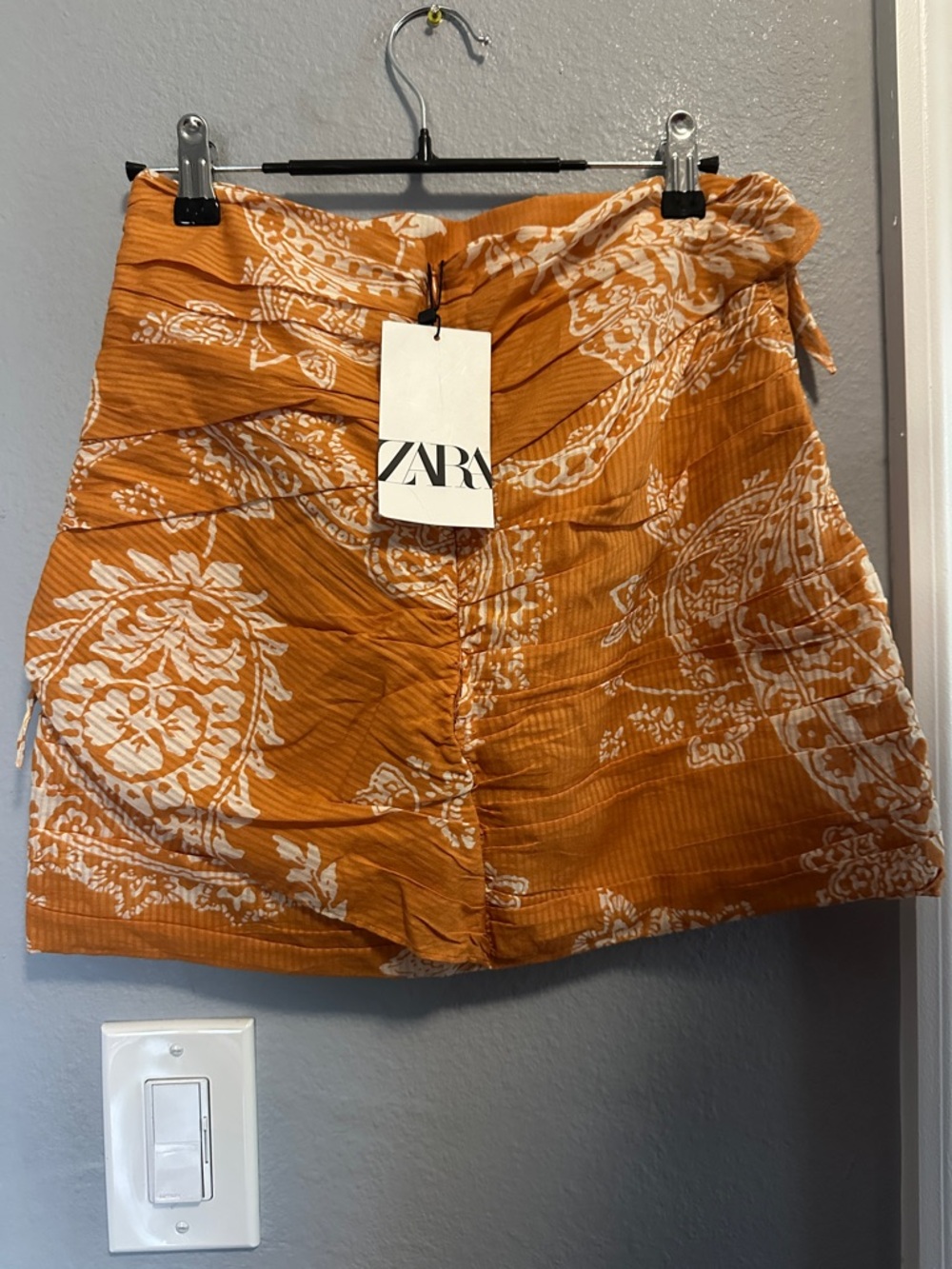 NWT & NWOT Zara printed co-ord skirt set in burnt orange. - Picture 8 of 11